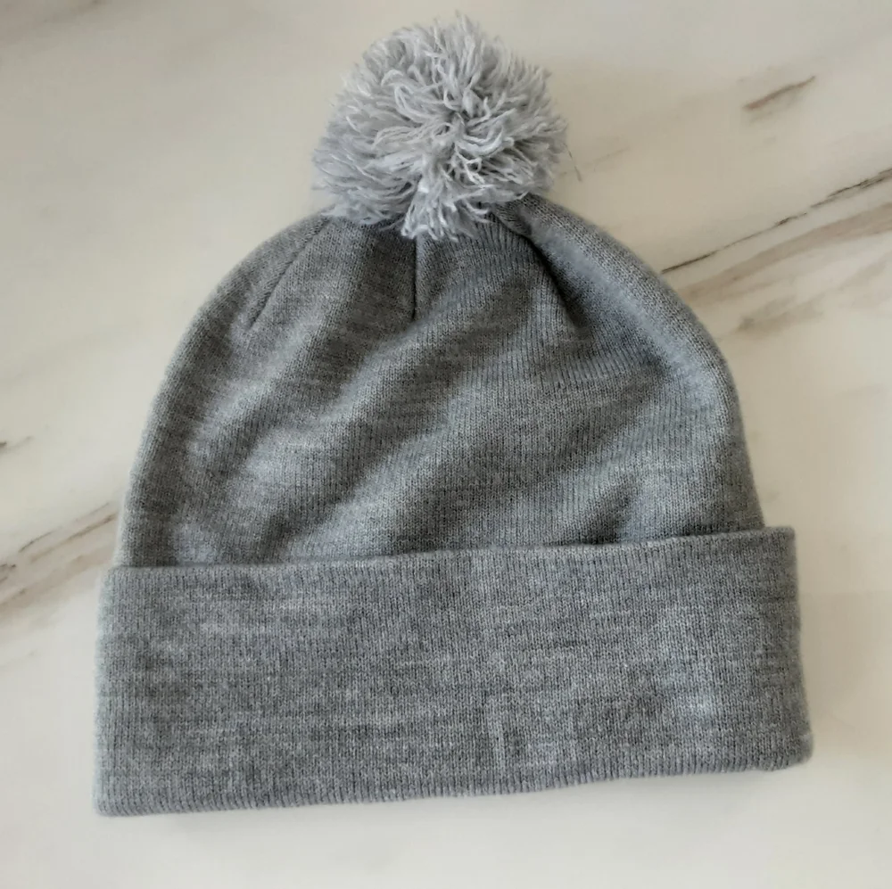 NIKE Gray Youth Pompom Rolled Cuff Beanie Cap Sz OS - Unisex